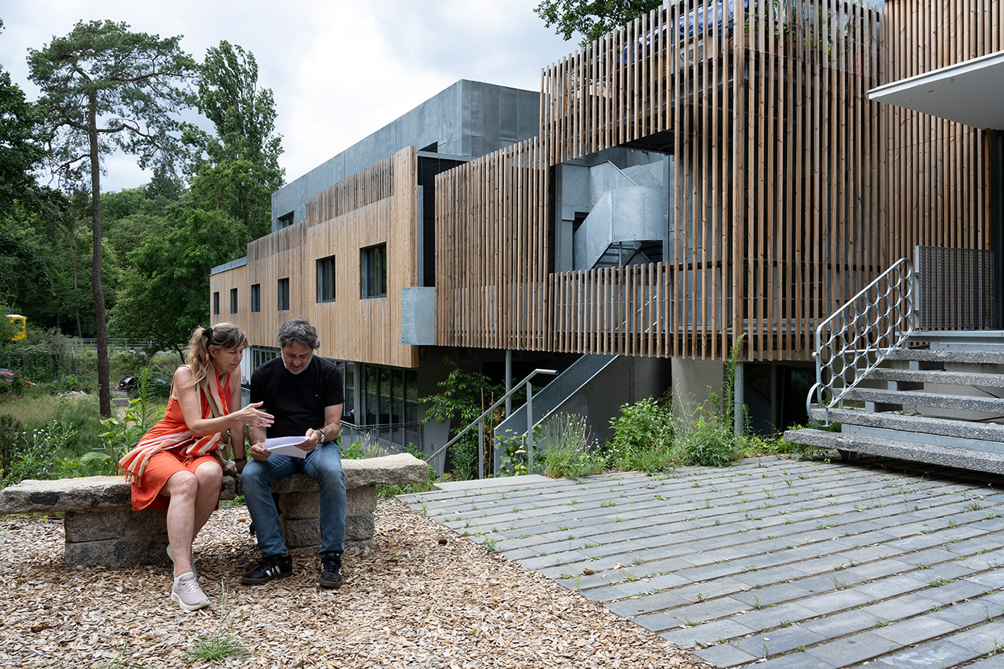 Architekturfotografie Wohnanlage Wacholderweg Berlin – ressourcenschonender Holzbau von bfstudio-architekten, dokumentiert von IV Fotografie Berlin